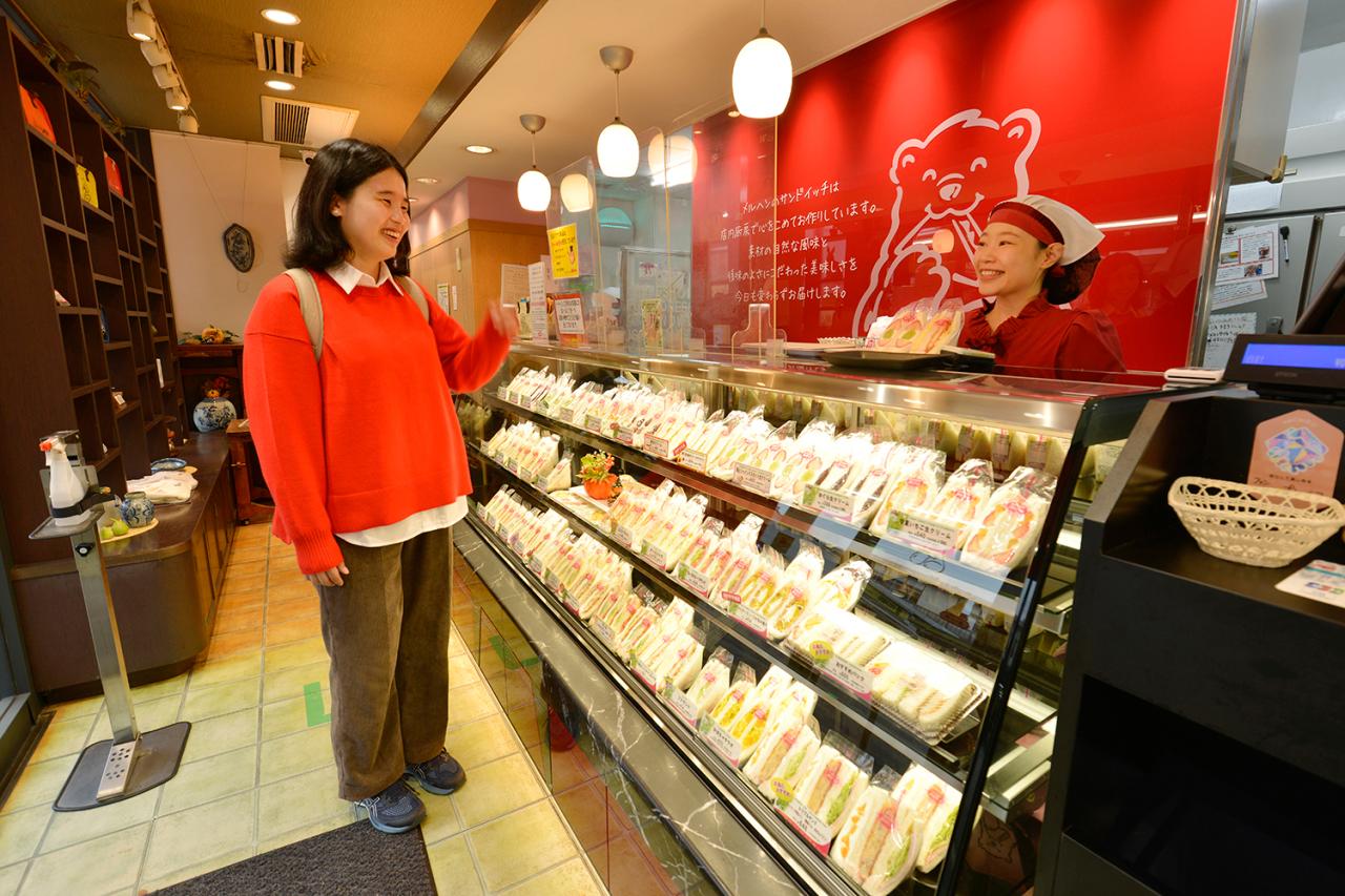 サンドイッチハウス メルヘン 西八王子駅南口店